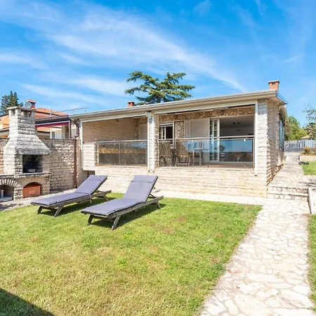 Holiday Bella Vista בית נופש